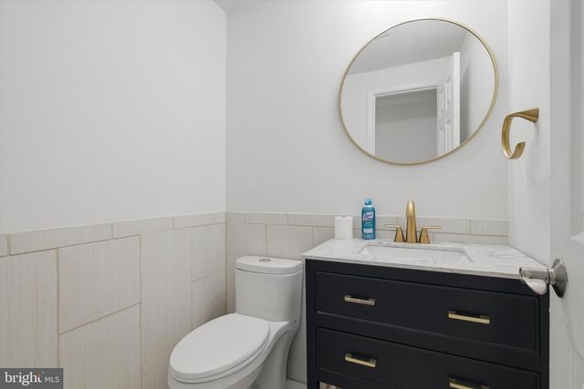 8 SUNNYKING DR, Reisterstown, MD 21136
