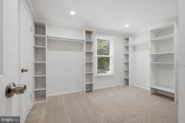 8 SUNNYKING DR, Reisterstown, MD 21136