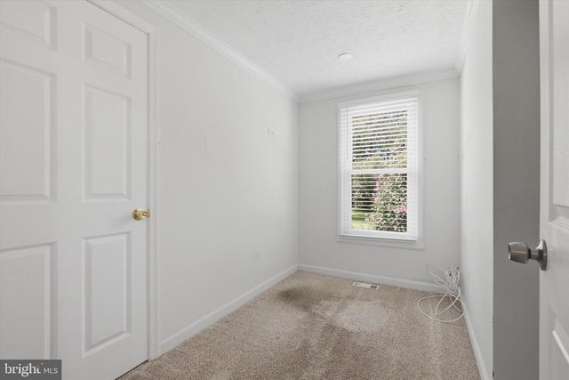 8 SUNNYKING DR, Reisterstown, MD 21136