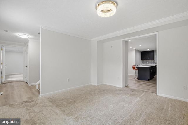 8 SUNNYKING DR, Reisterstown, MD 21136