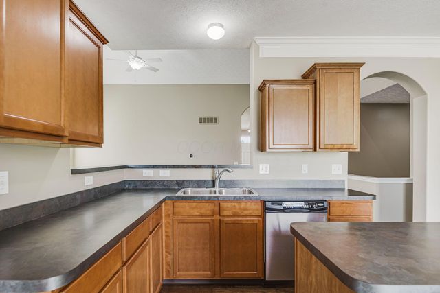 5370 Herring Run Way, Dublin, OH 43016