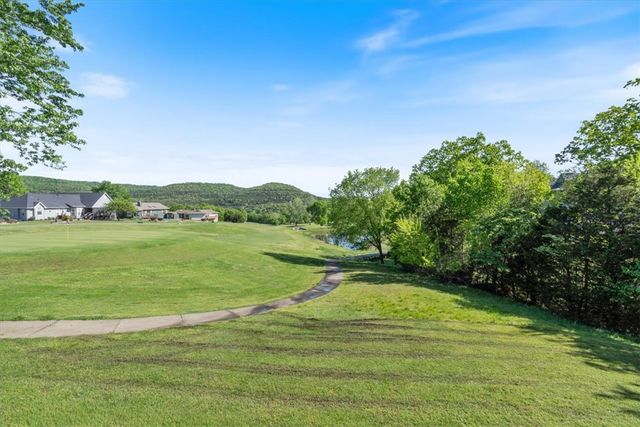 11 Ironwood Drive, Holiday Island, AR 72631