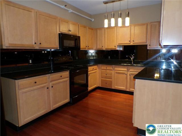 11 2nd Street 218, Bethlehem City, PA 18015