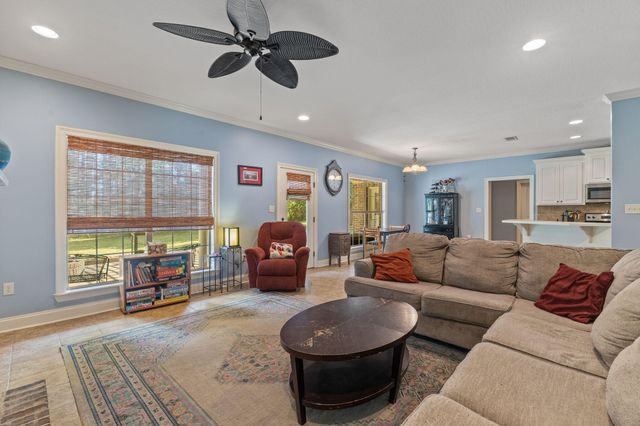 36 Pleasant Hill, Sumrall, MS 39482