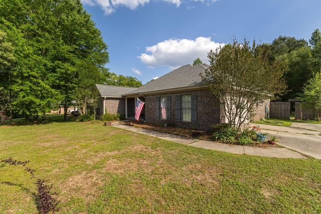 36 Pleasant Hill, Sumrall, MS 39482