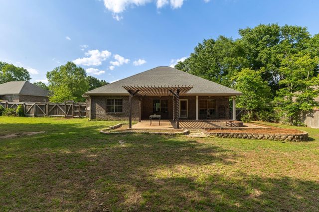 36 Pleasant Hill, Sumrall, MS 39482