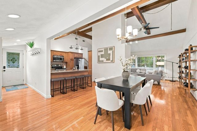 8 Patley Rd, North Reading, MA 01864