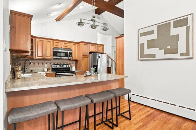 8 Patley Rd, North Reading, MA 01864