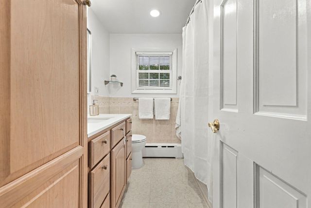 8 Patley Rd, North Reading, MA 01864