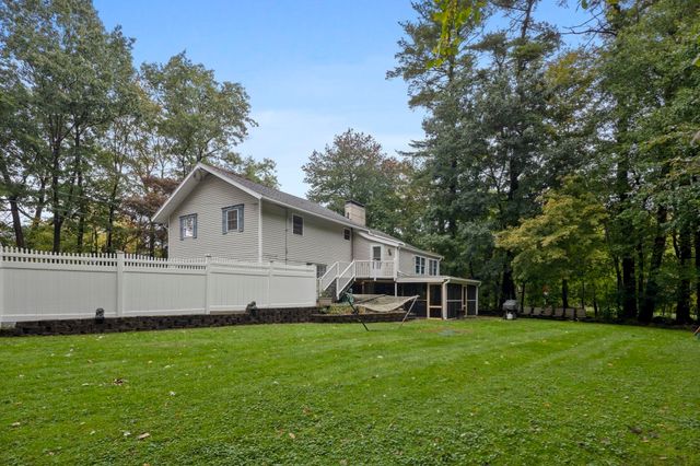 8 Patley Rd, North Reading, MA 01864