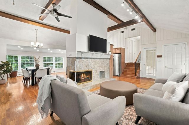 8 Patley Rd, North Reading, MA 01864
