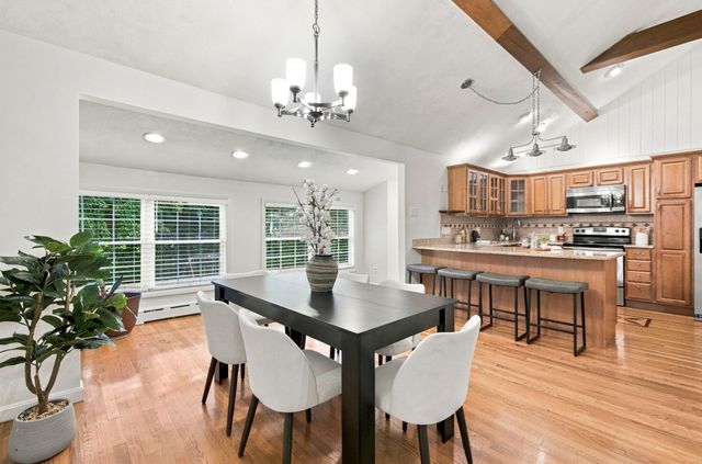8 Patley Rd, North Reading, MA 01864