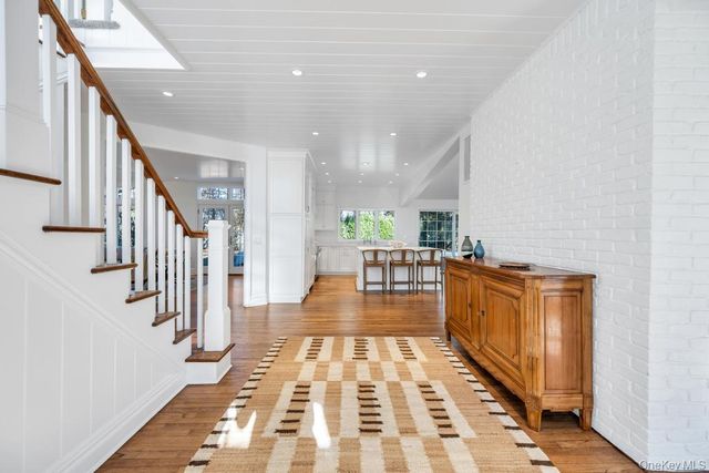 1 Cooper Lane, Quogue, NY 11959