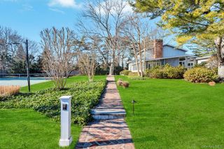 1 Cooper Lane, Quogue, NY 11959
