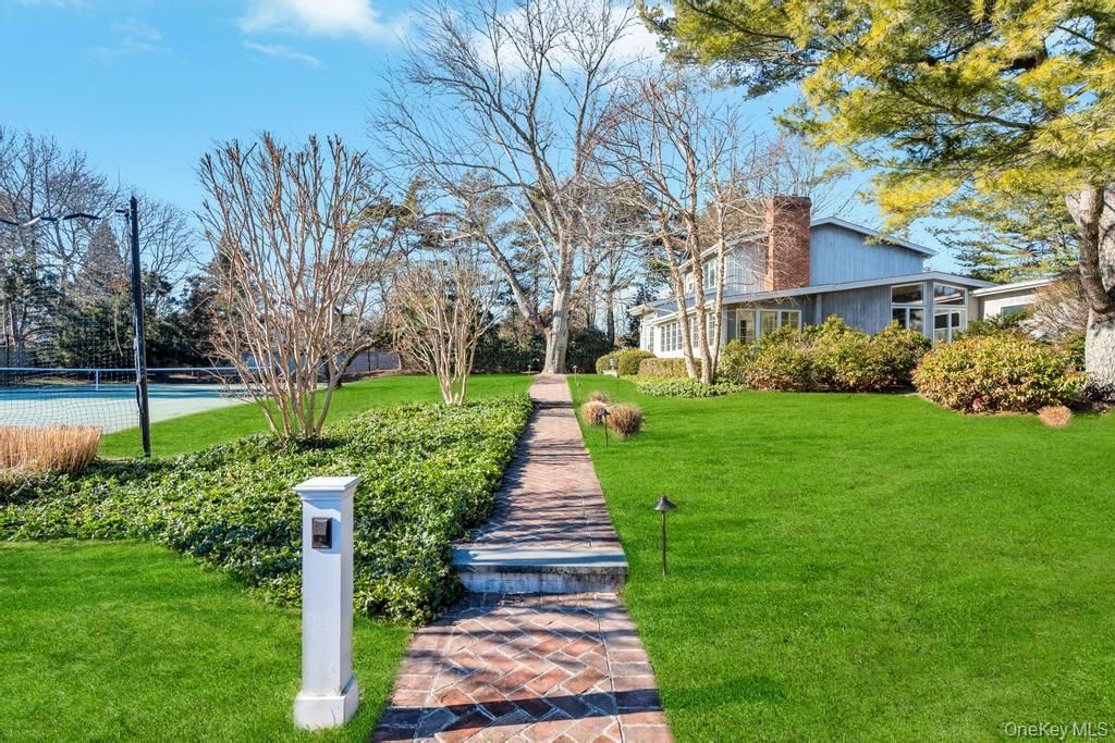 1 Cooper Lane, Quogue, NY 11959