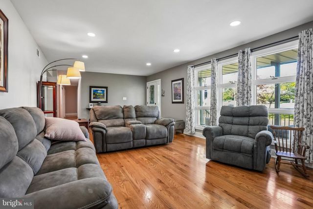 2315 GARWOOD RD, Sicklerville, NJ 08081