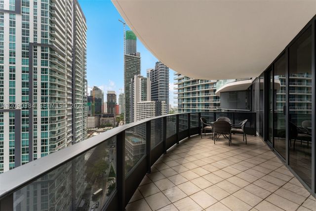 1000 Brickell Plz 2401, Miami, FL 33131