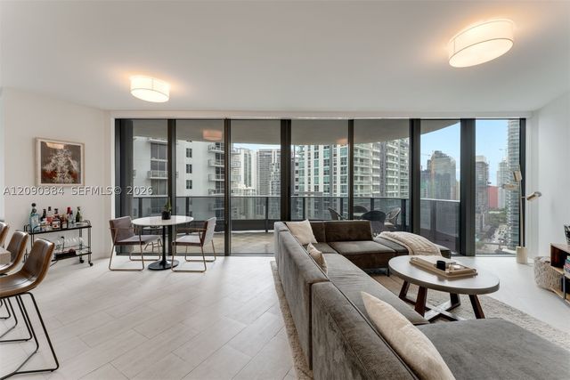 1000 Brickell Plz 2401, Miami, FL 33131