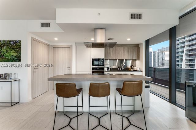 1000 Brickell Plz 2401, Miami, FL 33131