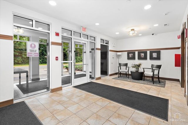 7753 Van Buren Street 303, Forest Park, IL 60130