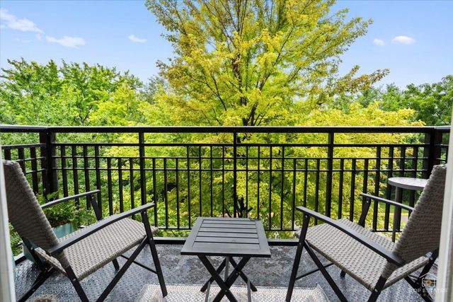 7753 Van Buren Street 303, Forest Park, IL 60130