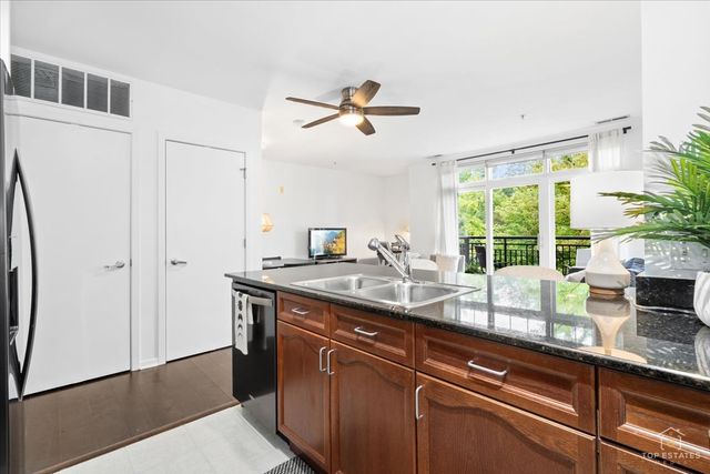 7753 Van Buren Street 303, Forest Park, IL 60130
