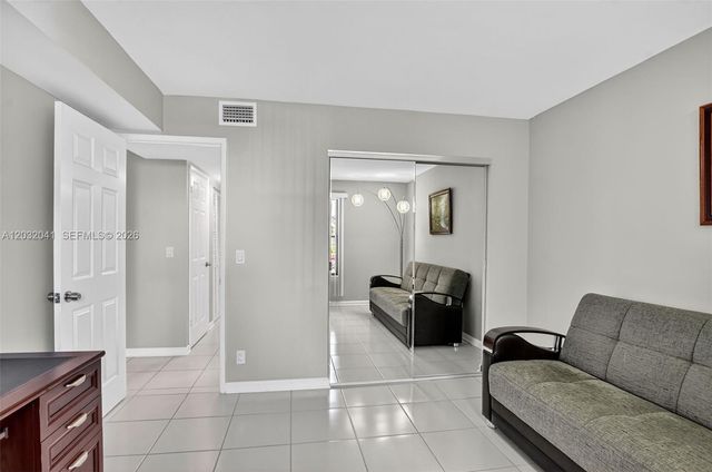 5901 Camino Del Sol 207 207, Boca Raton, FL 33433