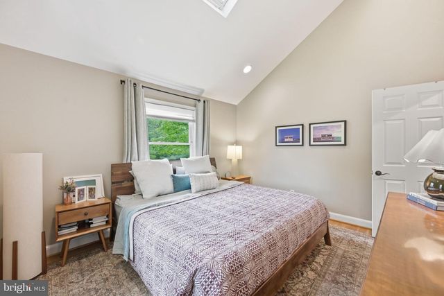 1665 FRANCIS HAMMOND PKWY, Alexandria, VA 22302