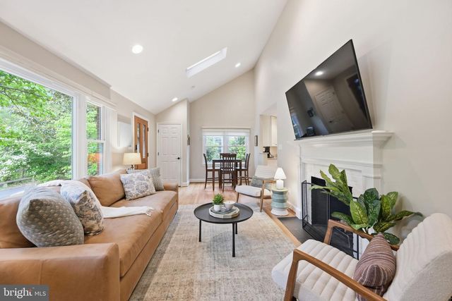 1665 FRANCIS HAMMOND PKWY, Alexandria, VA 22302