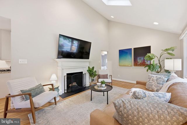 1665 FRANCIS HAMMOND PKWY, Alexandria, VA 22302
