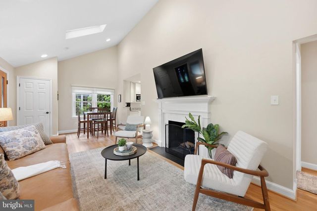 1665 FRANCIS HAMMOND PKWY, Alexandria, VA 22302
