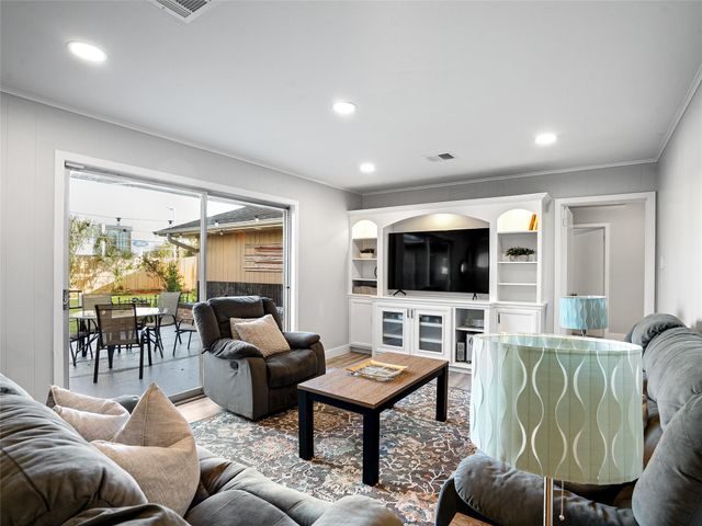 9403 Timberside Drive, Houston, TX 77025