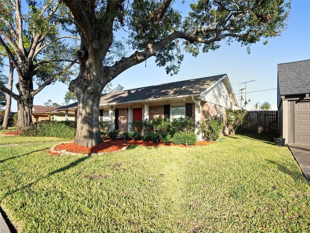 9403 Timberside Drive, Houston, TX 77025