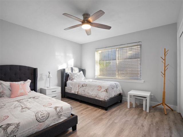 9403 Timberside Drive, Houston, TX 77025