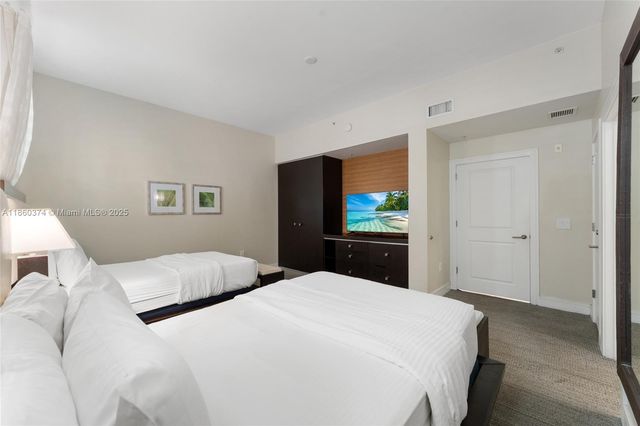 5300 NW 87th Ave 408, Doral, FL 33178