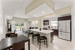 5300 NW 87th Ave 408, Doral, FL 33178