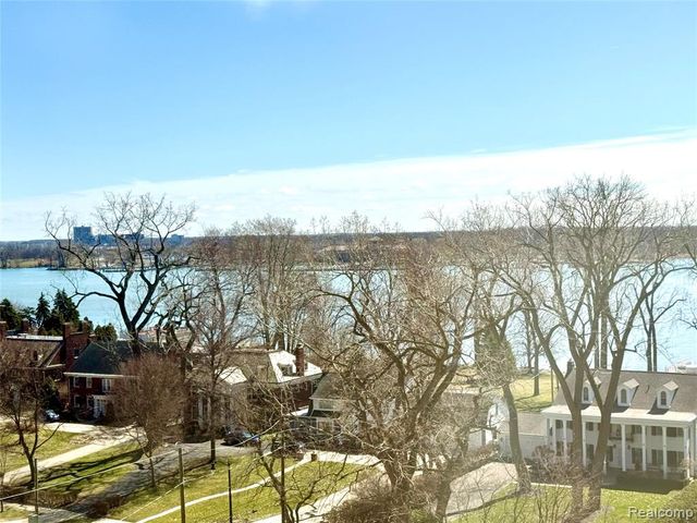 8900 E Jefferson Avenue 916, Detroit, MI 48214