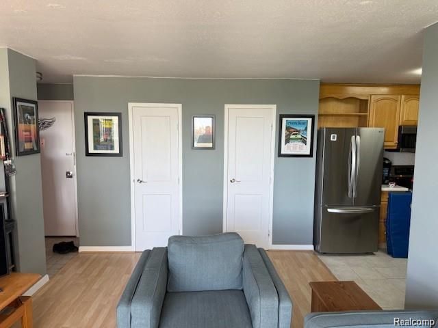 8900 E Jefferson Avenue 916, Detroit, MI 48214