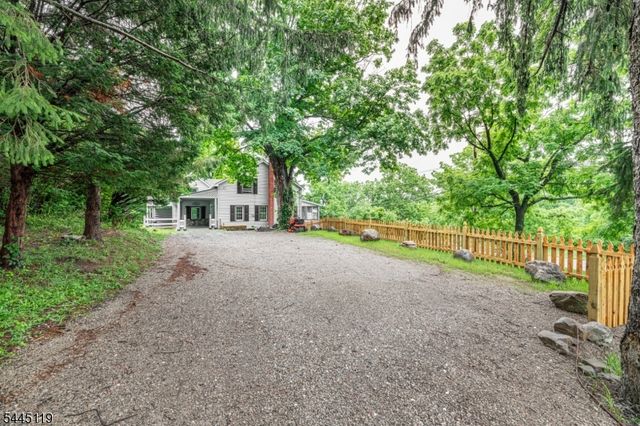 68 Libertyville Rd, Wantage Twp., NJ 07461