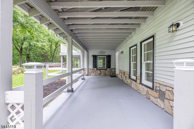 68 Libertyville Rd, Wantage Twp., NJ 07461