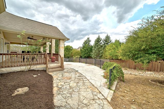 7816 Oteka CV, Austin, TX 78735