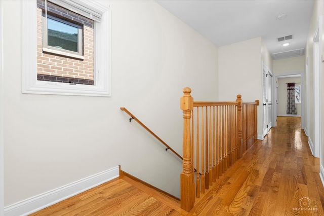 3326 S Lituanica Avenue, Chicago, IL 60608