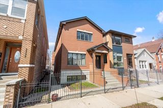 3326 S Lituanica Avenue, Chicago, IL 60608