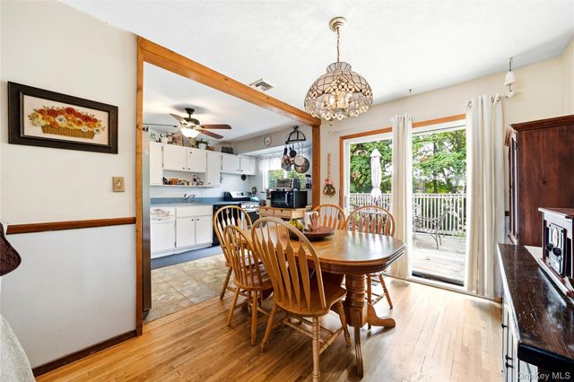 100 Harrisburg Street, Bay Shore, NY 11706