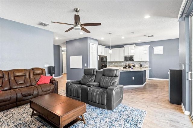 2642 FLICKER COVE, Sanford, FL 32773