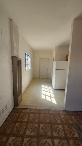 318 Wisconsin Street NE, Albuquerque, NM 87108