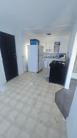 318 Wisconsin Street NE, Albuquerque, NM 87108