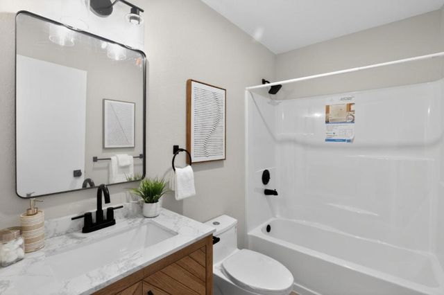 2901 Macarthur Boulevard 313, Oakland, CA 94602
