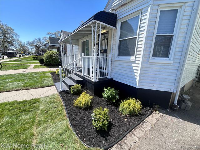 20051 Prairie Street, Detroit, MI 48221