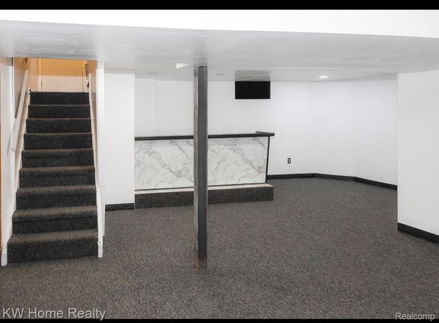 20051 Prairie Street, Detroit, MI 48221